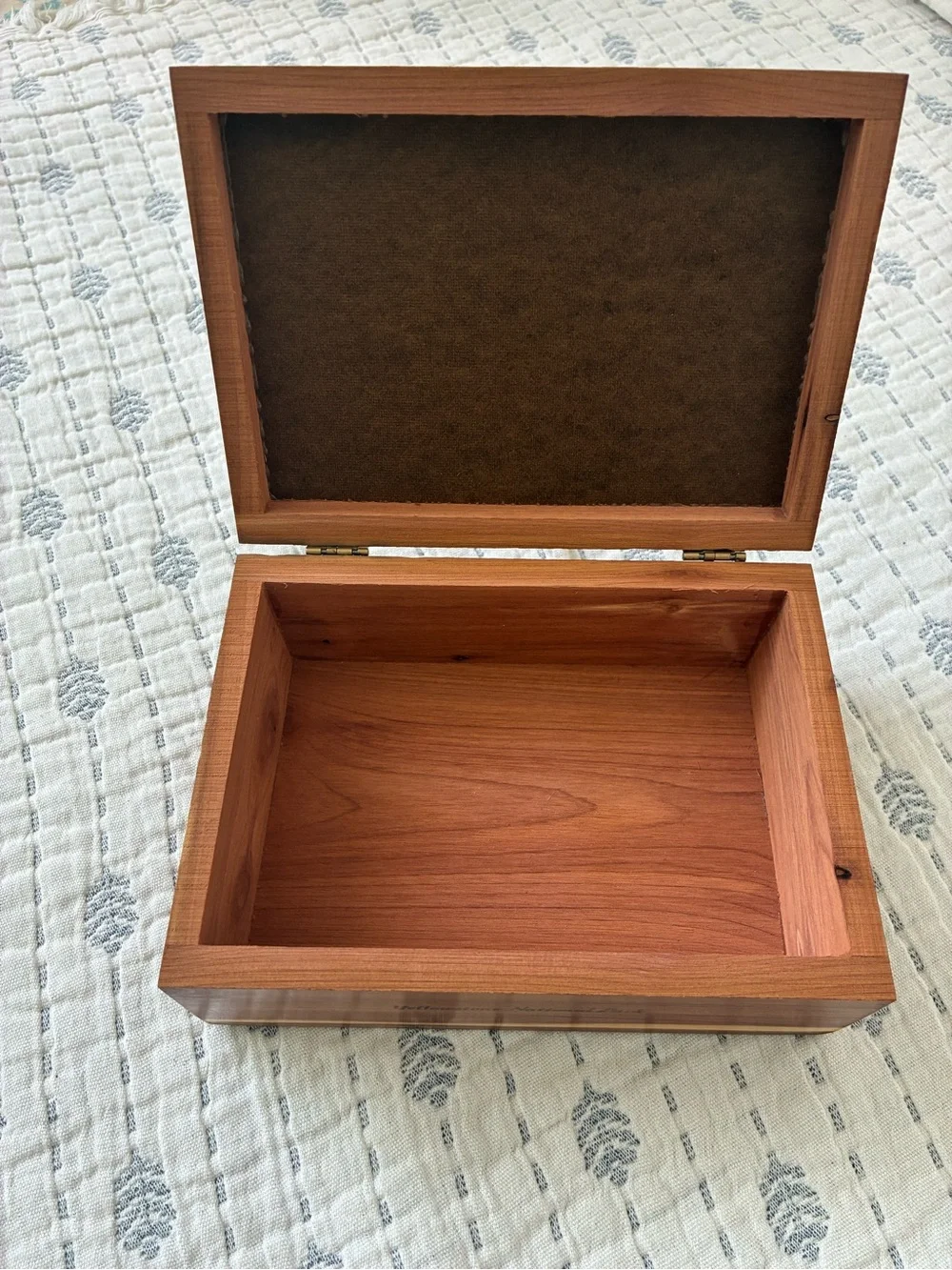 Vintage Cedar Souvenir Box with Indian Bride